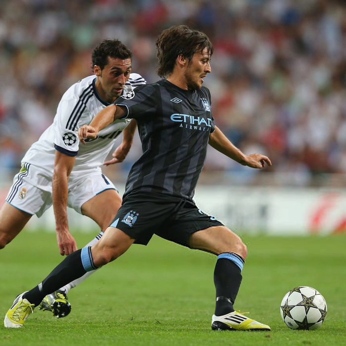 世界杯赛事平台入口-阿韦罗亚球员生涯对曼城保持不败，利物浦皇马2胜4平|马卡|阿韦洛亚|体育赛事讨论|皇家马德里|欧冠_新浪体育_新浪新闻